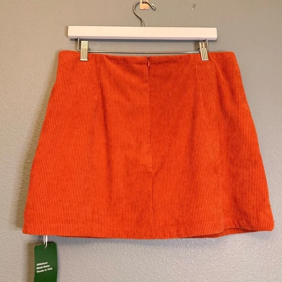 HALARA High Waisted A Line Mini Corduroy Casual Skirt in Baked Clay Size XL - Picture 7 of 10